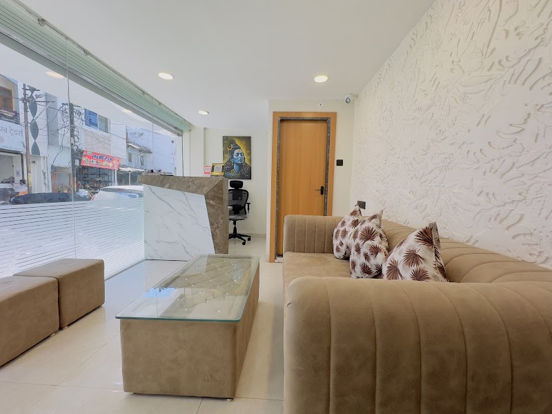 HOTEL SHARDA INN - HOTEL SHARDA INN 117, AMBA PRASAD TIWARI MARG, near KANCH KA JAIN MANDIR, Daulat Ganj, Nagori Mohalla, GHEE MANDI, DAULATGANJ, Ujjain, Madhya Pradesh 456006, India