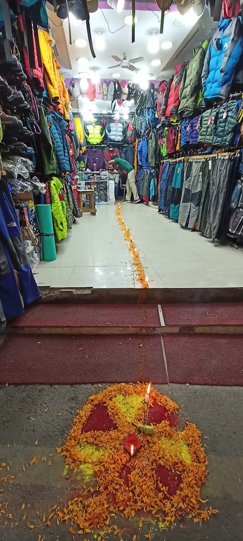 Himalayan Trekking Gear - Himalayan Trekking Gear Mandala Street, Kathmandu 44600, Nepal
