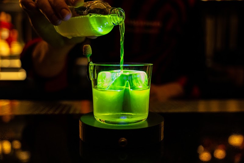 Paradiso | Voted The World's Best Bar | FIVE LUXE JBR - Paradiso | Voted The World's Best Bar | FIVE LUXE JBR FIVE LUXE JBR - 9th Floor - The Walk - Marsa Dubai - Jumeirah Beach Residence - Dubai - United Arab Emirates