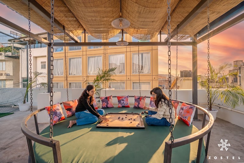 Zostel Jaipur (MI Road) - Zostel Jaipur (MI Road), Park House Scheme, 2B, Mirza Ismail Rd, Sindhi Camp, Jaipur, Rajasthan 302001, India