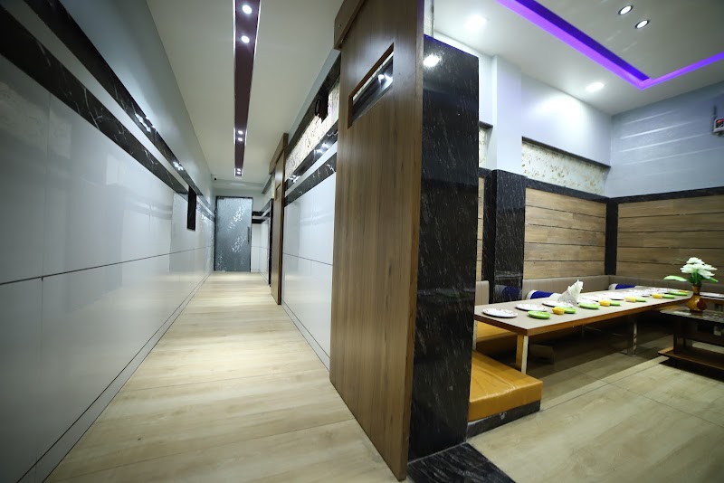 Hotel sana - Hotel sana, Ahmedabad - Palanpur Hwy, Majadar, Bharkawada, Gujarat 385210, India