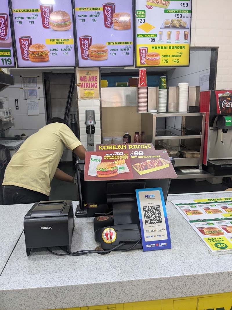 Jumboking Burger - Jumboking Burger Dr Dadabhai Naoroji Rd, Borabazar Precinct, Fort, Mumbai, Maharashtra 400001, India