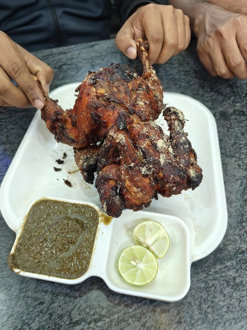 Hanumanthu New Hotel Devi Annex Non Vegetarian - Hanumanthu New Hotel Devi Annex Non Vegetarian 2961/7A, CH 16/A, 1st Main, 5th Cross, Near TTL College, Saraswathipuram, Mysuru, Karnataka 570009, India