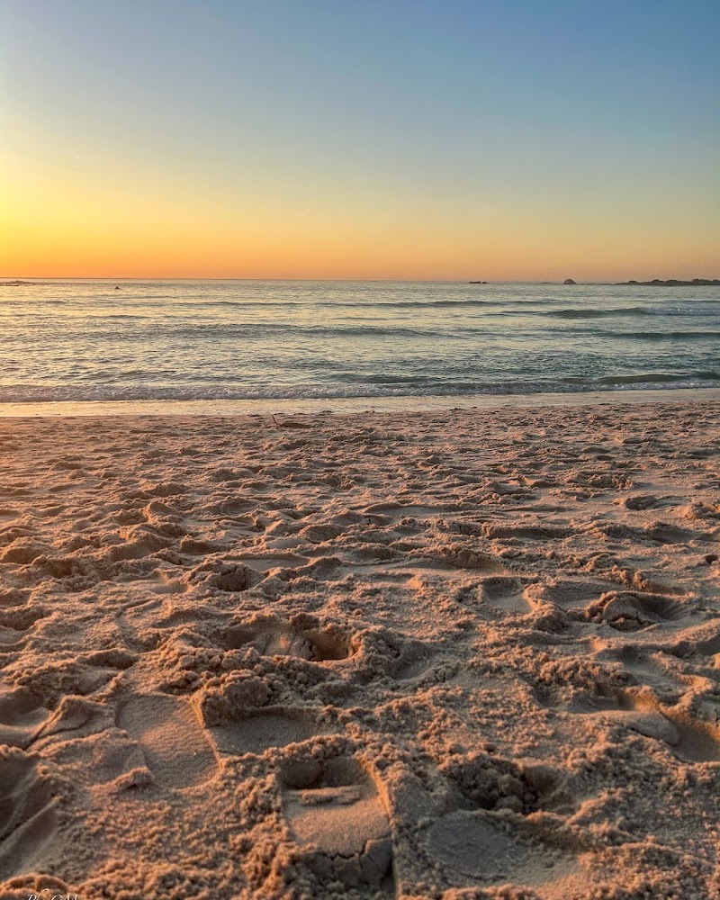 Camps Bay Beach and Table Mountain View Point - Camps Bay Beach and Table Mountain View Point, Camps Bay, Car Park, 0E Victoria Rd, Clifton, Cape Town, 8005, South Africa