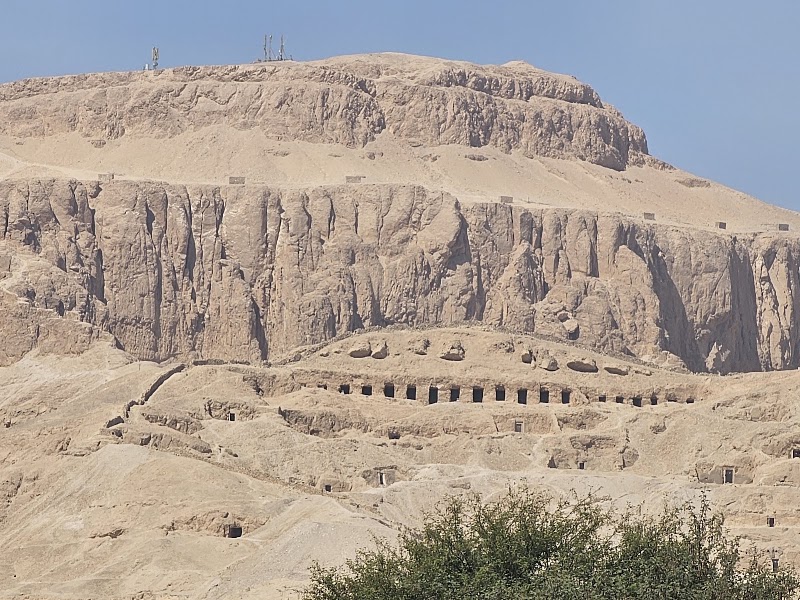 Colossi of Memnon - Colossi of Memnon, Luxor, Al Bairat, Al Qarna, Luxor Governorate 1341703, Egypt