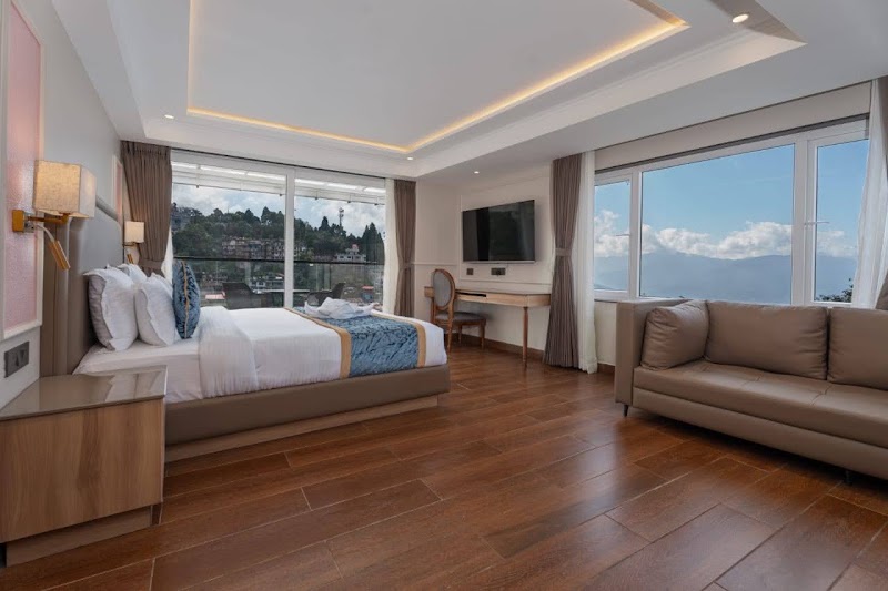 Hotel Tenzing Glory - 4 star hotel in Darjeeling - Hotel Tenzing Glory - 4 star hotel in Darjeeling, AJC Bose Road, 1 Lal Kothi Road, Gandhi Rd, opposite to Principal Secretary House, Rajbari, Darjeeling, West Bengal 734101, India