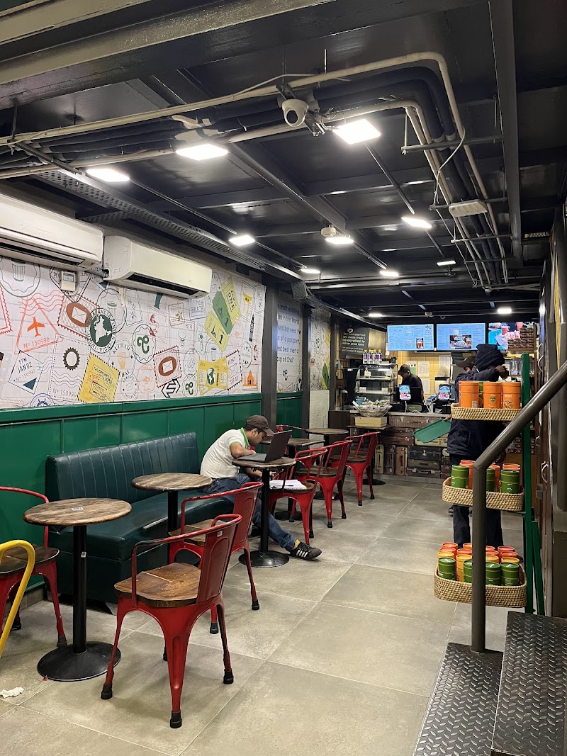 Chaayos Cafe at Central Plaza - Chaayos Cafe at Central Plaza, Ground floor, Golf Course Rd, Parsvnath Exotica, DLF Phase 5, Sector 53, Gurugram, Haryana 122011, India
