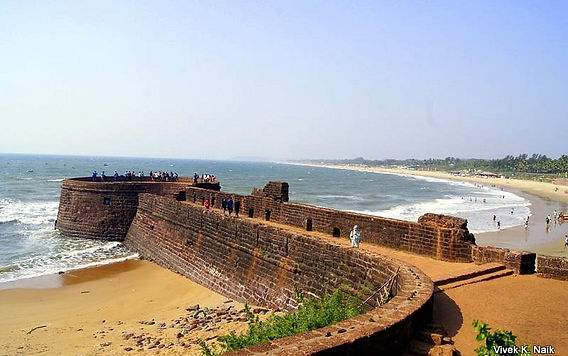 Sinquerim Fort - Sinquerim Fort FQX8+9GH, Candolim, Goa, India