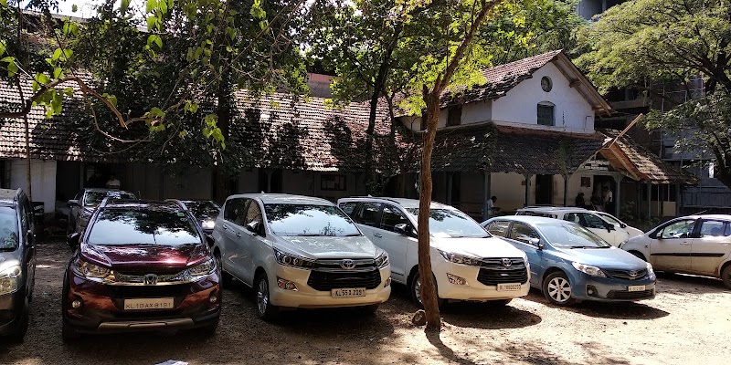 Chief Judicial Magistrate Court Manjeri - Chief Judicial Magistrate Court Manjeri, 446C+Q56, Tirur - Malappuram - Manjeri Rd, Vellarangal, Manjeri, Kerala 676121, India
