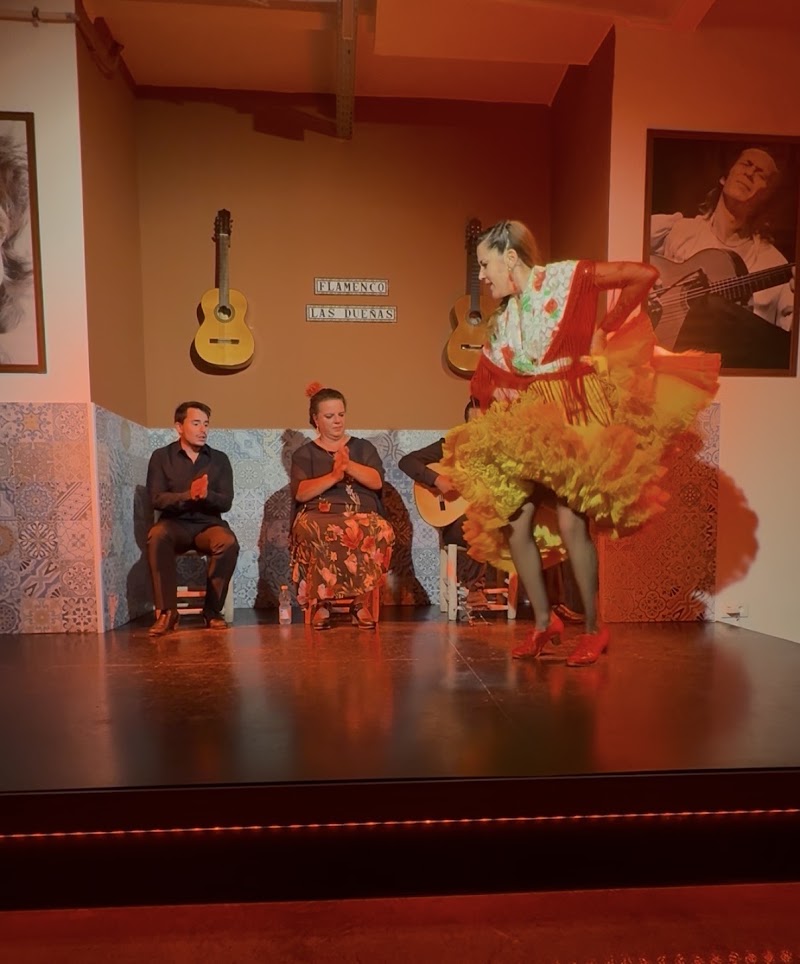 Flamenco Las Dueñas - Flamenco Las Dueñas C. Dueñas, 10, Casco Antiguo, 41003 Sevilla, Spain