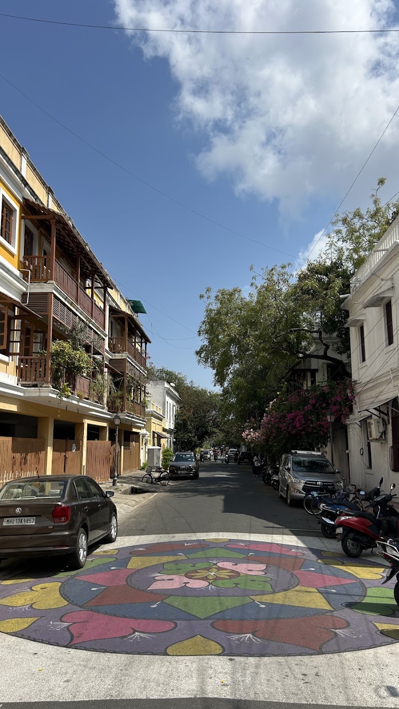 Colonie Française - French Colony - Colonie Française - French Colony WRHM+9FC, Romain Rolland St, White Town, Puducherry, 605001, India