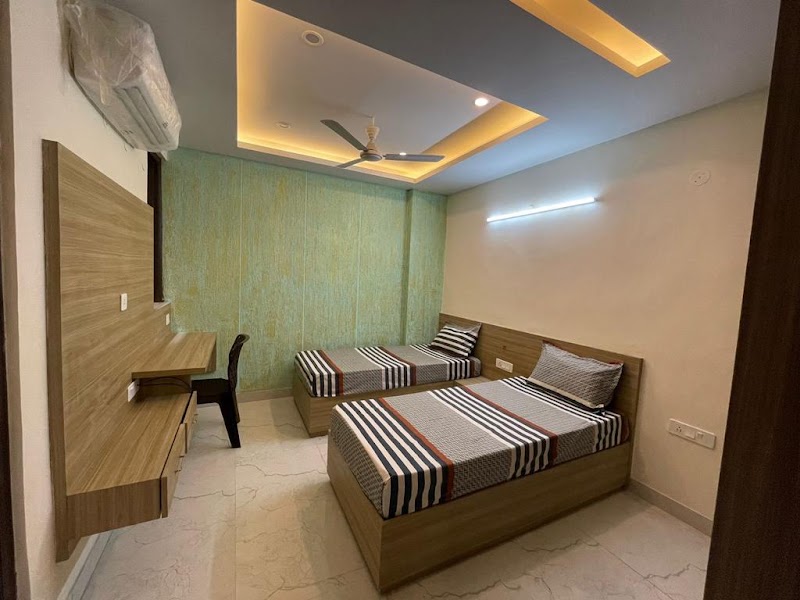 Parivar Co-living - Parivar Co-living, T 16/14, T Block, DLF Phase 3, Sector 24, Gurugram, Haryana 122002, India