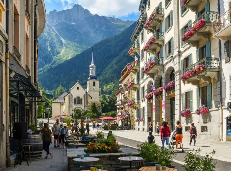 Paroisse Saint Bernard du Mont-Blanc - Paroisse Saint Bernard du Mont-Blanc, 82 Rue la Mollard, 74400 Chamonix-Mont-Blanc, France