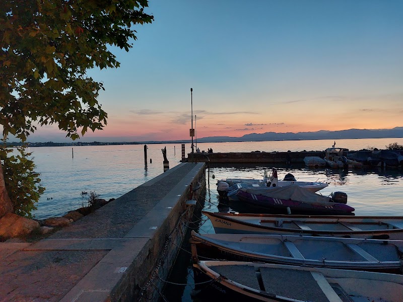 Lido Campanello - Lido Campanello Lungolago Giuseppe Garibaldi, 37019 Peschiera del Garda VR, Italy
