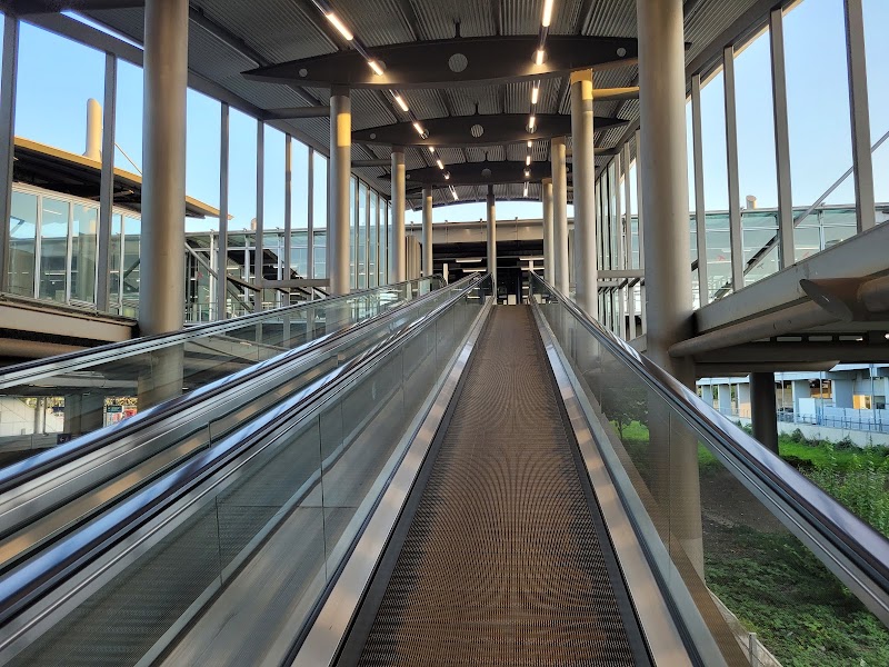 Düsseldorf Flughafen - Düsseldorf Flughafen, District 5, 40472 Düsseldorf, Germany
