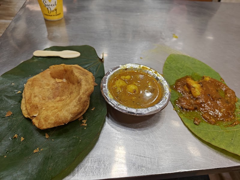 Mathura Walo Ki Pracheen Dukaan - Mathura Walo Ki Pracheen Dukaan X539+F4H, Moti Bazar Rd, near Thanda Kuan, Haridwar, Uttarakhand 249401, India