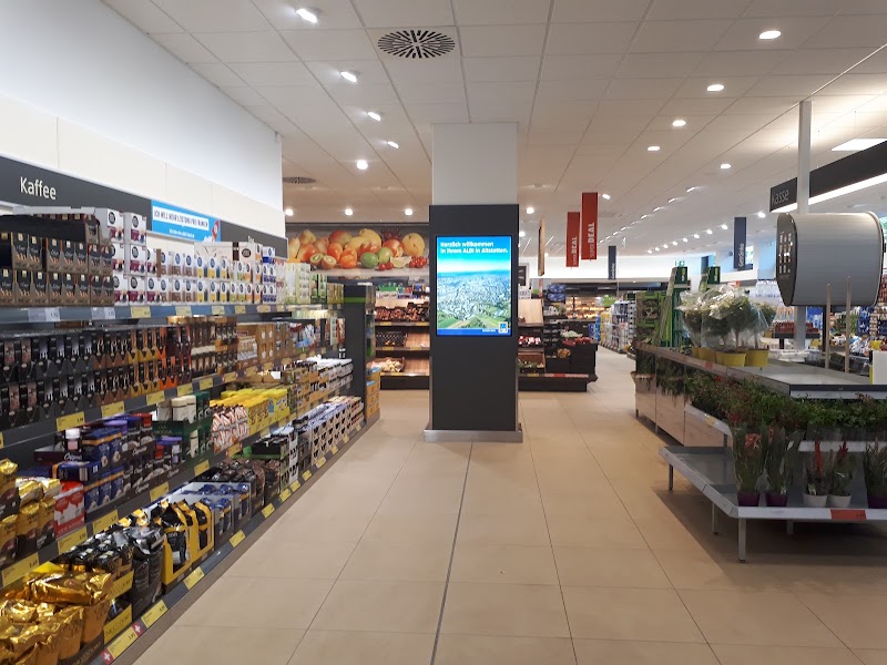 ALDI SUISSE - ALDI SUISSE, Hohlstrasse 473, 8048 Zürich, Switzerland