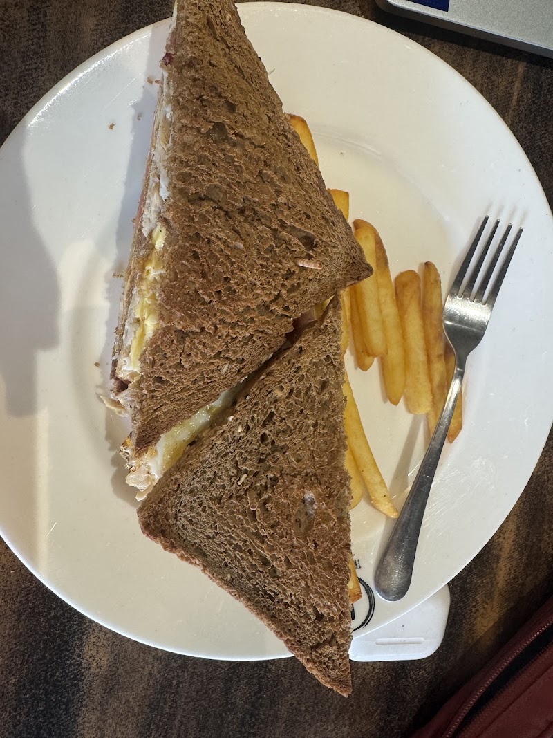 The Burrow Cafe - The Burrow Cafe Shop 10, 11, 12, Springfield 1, Sunder Ln, Malad, Orlem, Malad West, Mumbai, Maharashtra 400064, India