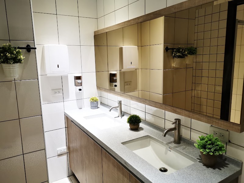藍水輕旅 - 藍水輕旅, No. 126號, Section 1, Gaotie S Rd, Qingshan Village, Dayuan District, Taoyuan City, Taiwan 33743