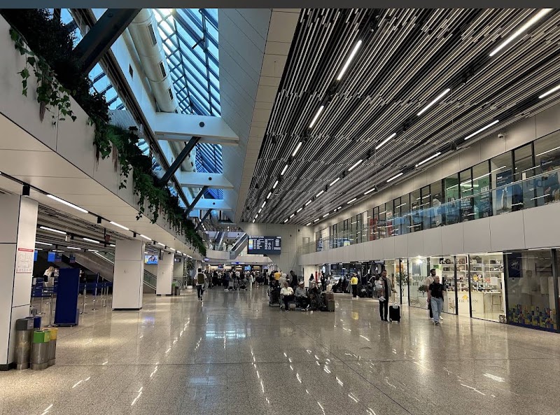 Sarajevo International Airport - Sarajevo International Airport, Kurta Schorka 36, Sarajevo 71000, Bosnia and Herzegovina