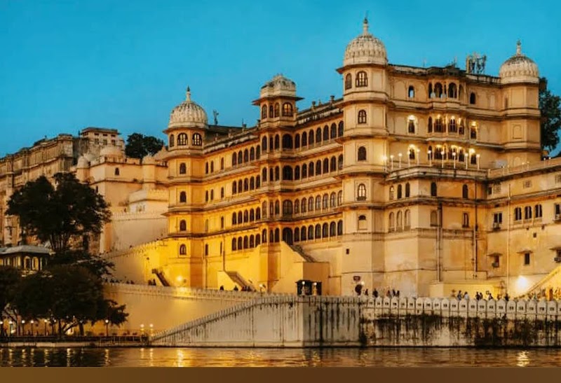 City Palace - City Palace Old City, Udaipur, Rajasthan 313001, India
