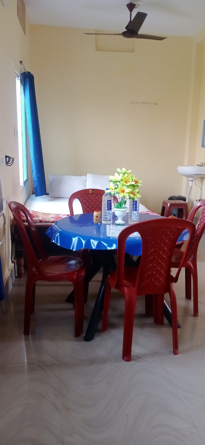 Sitaram Guest House Puri - Sitaram Guest House Puri, Sipasarubali, Sitaram Guest House, Lighthouse Ln, Baliapanda Housing Board Colony, Puri, Odisha 752001, India
