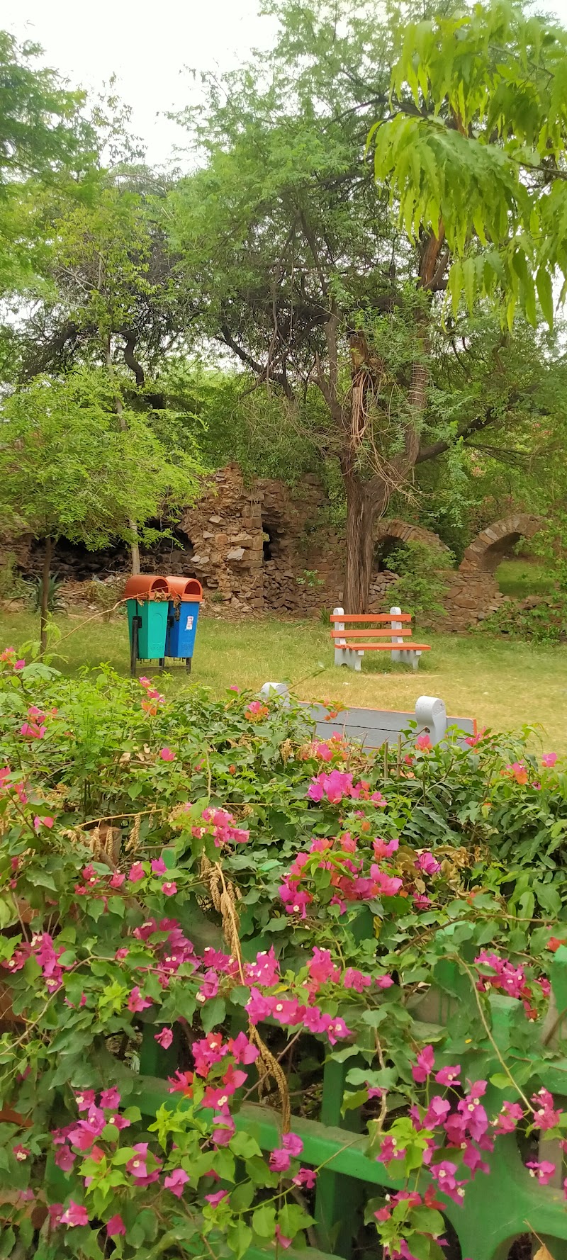 Silver OakWood Residency 1 - Silver OakWood Residency 1, Ward no 8, opp to Qutub minar metro station, near jain dada bari road, Maruti Enclave, Dada bari road, near heritage view residency on, Aam Bagh, Ahinsha Enclave, Mehrauli, New Delhi, Delhi 110030, India