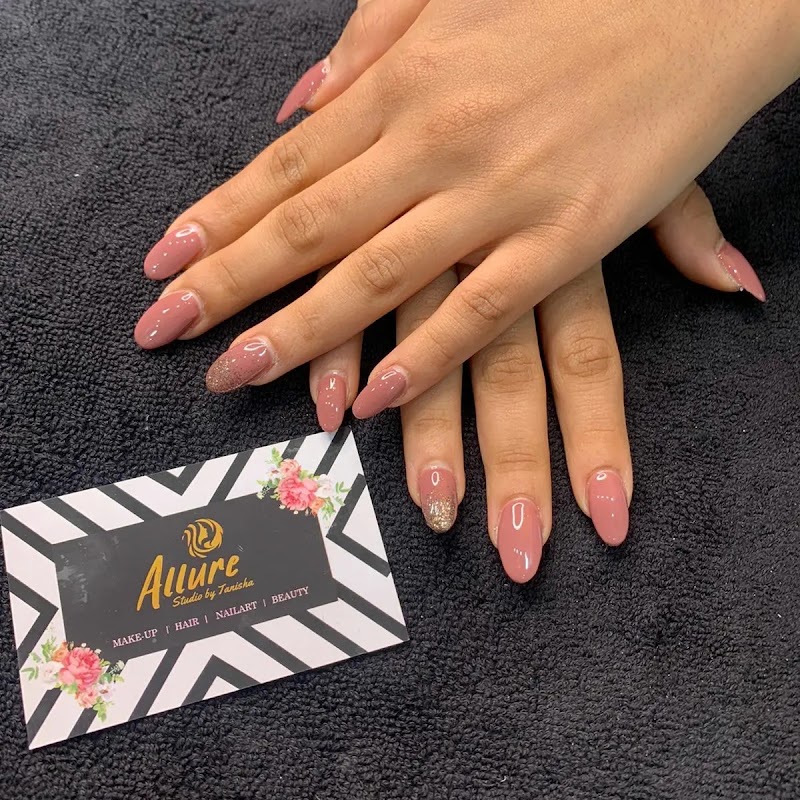 Allure Studio By Tanisha - Allure Studio By Tanisha L-51 New Colony, near Narula retail store, kdh, Sector 7, Gurugram, Haryana 122001, India
