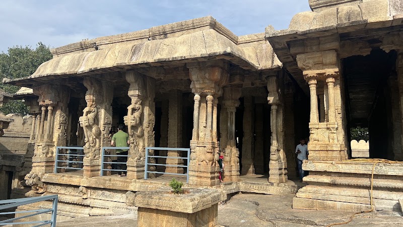 SRI Anjanaya Swami Temple - SRI Anjanaya Swami Temple, RJ25+JMV, Lepakshi Temple Rd, Lepakshi, Andhra Pradesh 515331, India