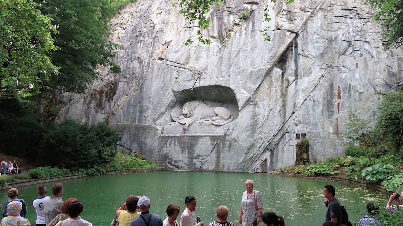 Lion Monument - Lion Monument Denkmalstrasse 4, 6002 Luzern, Switzerland
