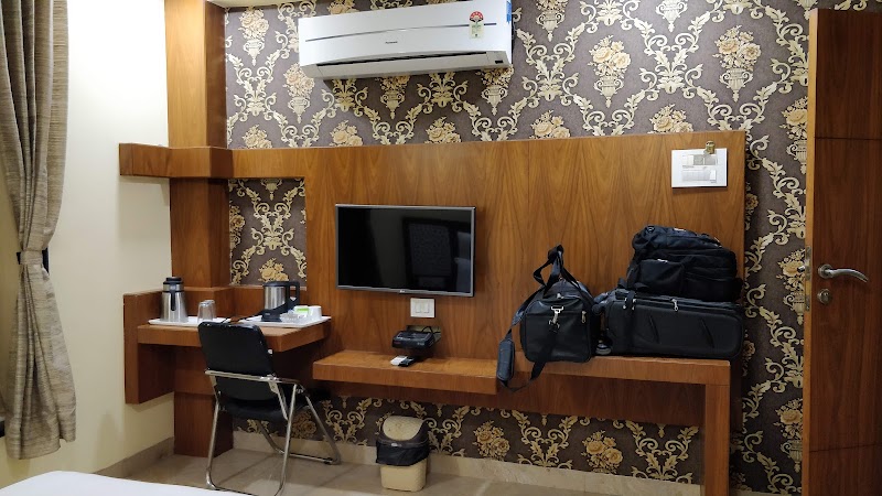 Shikhar darshan guest house - Shikhar darshan guest house mahakal lok, k samne, Kot Mohalla, Ganesh Colony, Jaisinghpura, Ujjain, Madhya Pradesh 456006, India