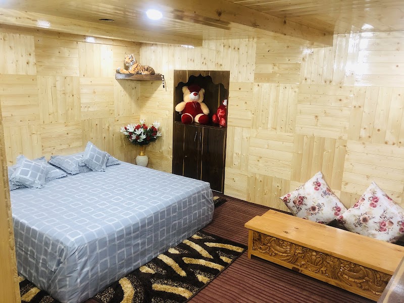 Akshit Homestay - Akshit Homestay Kalpa - Pangi Rd, near Devraj Negi stadium, Kalpa, Himachal Pradesh 172108, India