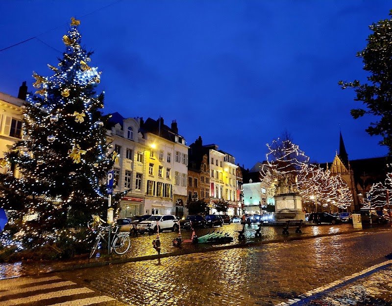 Place du Grand Sablon - Place du Grand Sablon, 1000 Bruxelles, Belgium