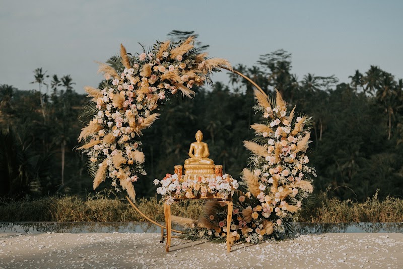 Bali Moon Wedding - Bali Moon Wedding Jl. Bukit Tinggi, D'Uma Sari Residence No.9, Br Kelod Kauh, Kapal, Beringkit, Kec. Mengwi, Kabupaten Badung, Bali 80351, Indonesia