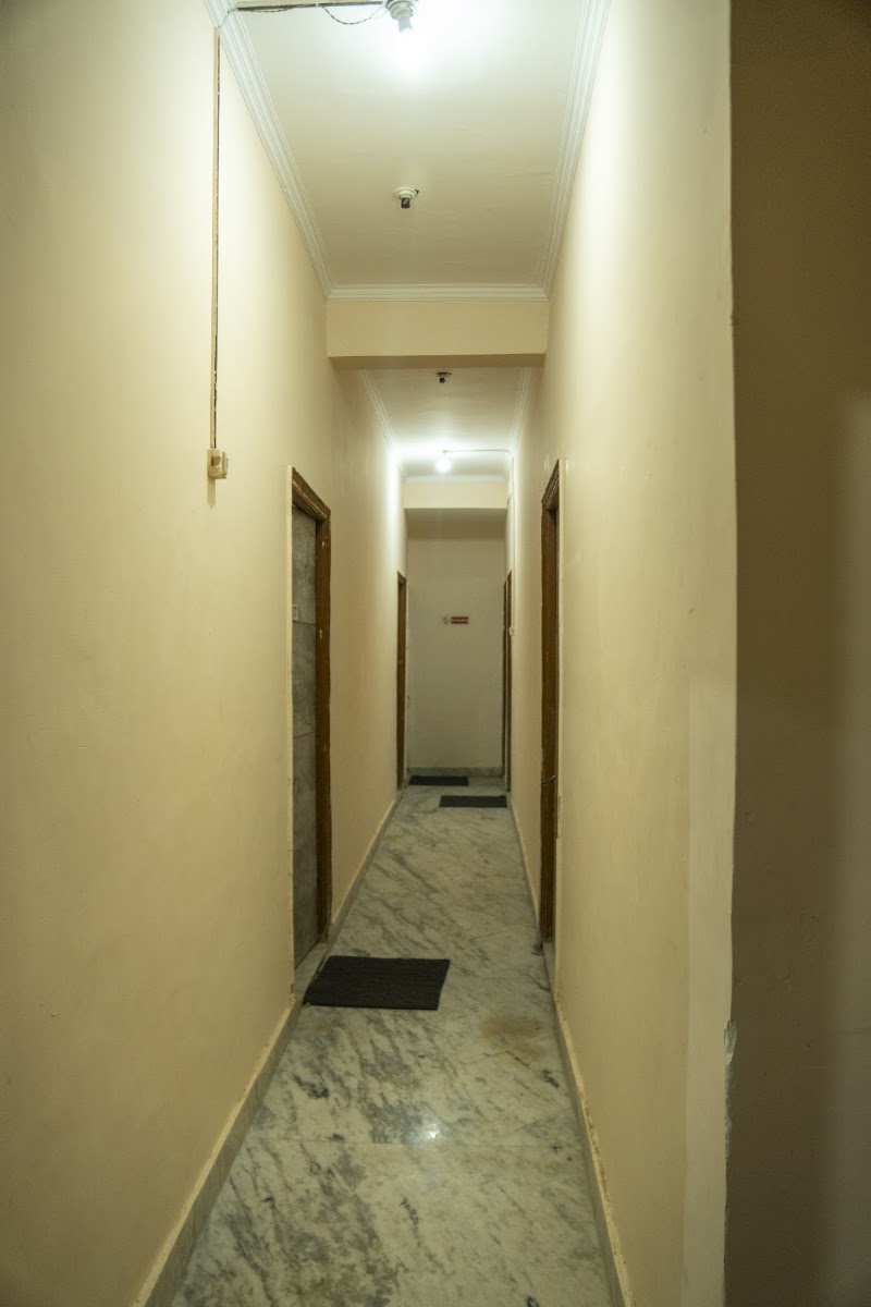 HOTEL ASTORIA ELITE - HOTEL ASTORIA ELITE, Neerav Nikunj, Bhawna Estate, 245/95, Sikandra-Bodla Rd, phase 1, Sikandra, Agra, Uttar Pradesh 282007, India