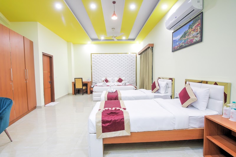 Twin Towers Inn - Unit Of Zero2Z Group - Twin Towers Inn - Unit Of Zero2Z Group Gate Number 2, Block CF-132, near India Expo Mart Circle, Block C, Ansal Golf Link -1, Greater Noida, Uttar Pradesh 201310, India