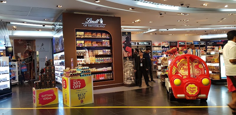 Delhi Duty Free - Delhi Duty Free AeroHub @ Cargo City, First Floor, Public Amenities Complex, near Cargo Gate 5, PAC, New Delhi, Delhi, 110037, India