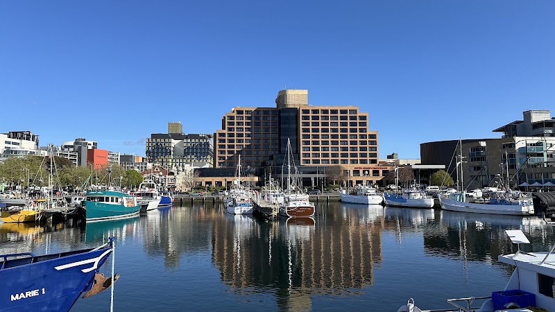 Waterfront Harbour - Waterfront Harbour, Victoria Dock Bridge, Franklin Whrf, Hobart TAS 7000, Australia
