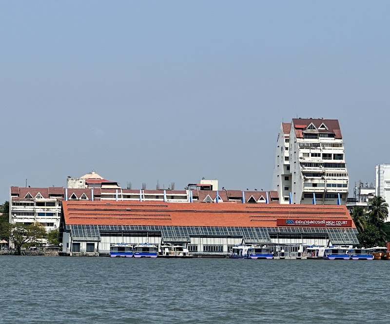High Court of Kerala - High Court of Kerala, Marine Drive, Kochi, Keralam 682031, India
