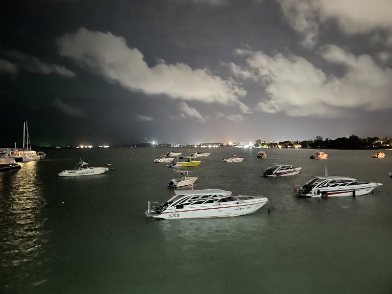 Chalong Bay Pier - Chalong Bay Pier, Thailand, Chang Wat Phuket, Amphoe Mueang Phuket, Tambon Chalong, Unnamed Road