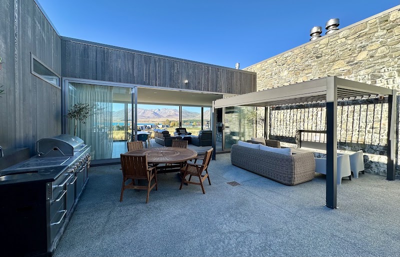 Luxury Lakeview Apartment - Discover Tekapo Accommodation - Luxury Lakeview Apartment - Discover Tekapo Accommodation 2a Sibbald Lane, Lake Tekapo 7999, New Zealand