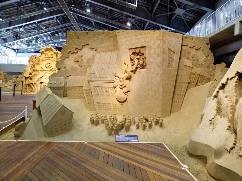 The Sand Museum - The Sand Museum, Japan, 〒689-0105 Tottori, Fukubechō Yuyama, ２０８３−１７ 鳥取砂丘砂の美術館