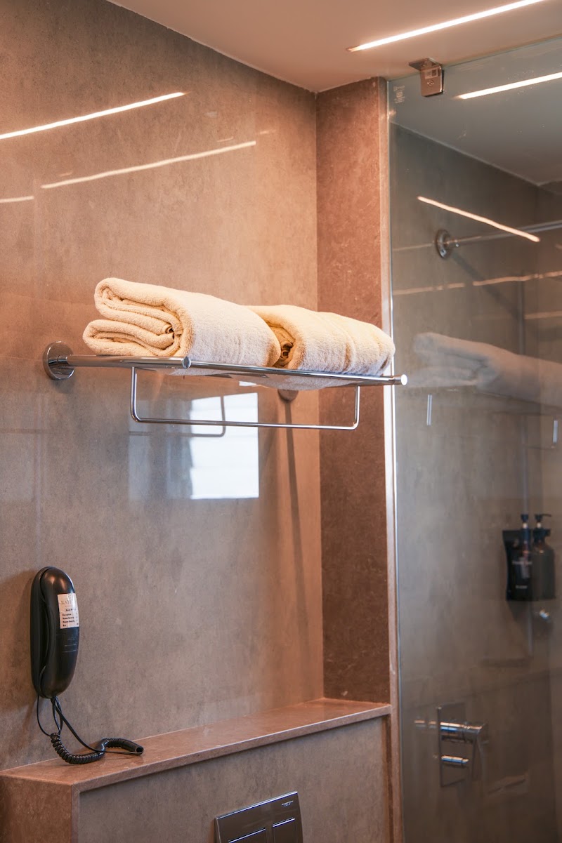 Hotel Rathna Residency - Hotel Rathna Residency 355, Variety Hall Rd, behind Railway Station, Town Hall, Coimbatore, Tamil Nadu 641001, India