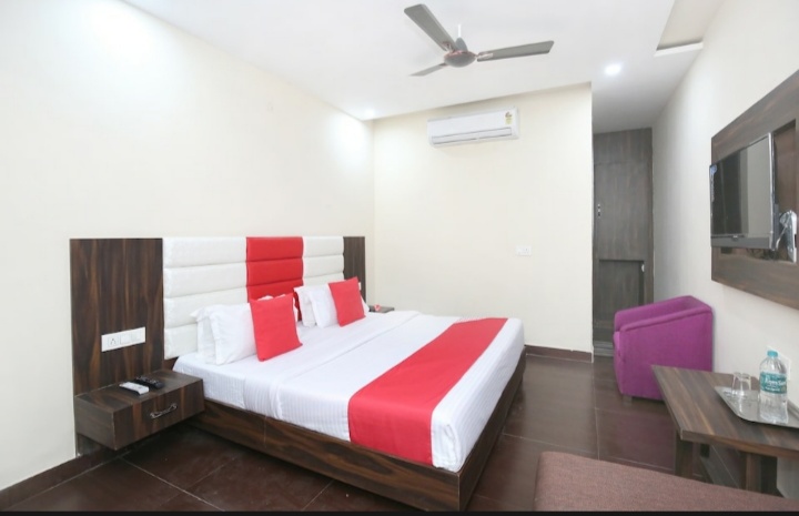 Hotel SukhmanResidency - Hotel SukhmanResidency, Queens Rd, INA Colony, Amritsar, Punjab 143001, India
