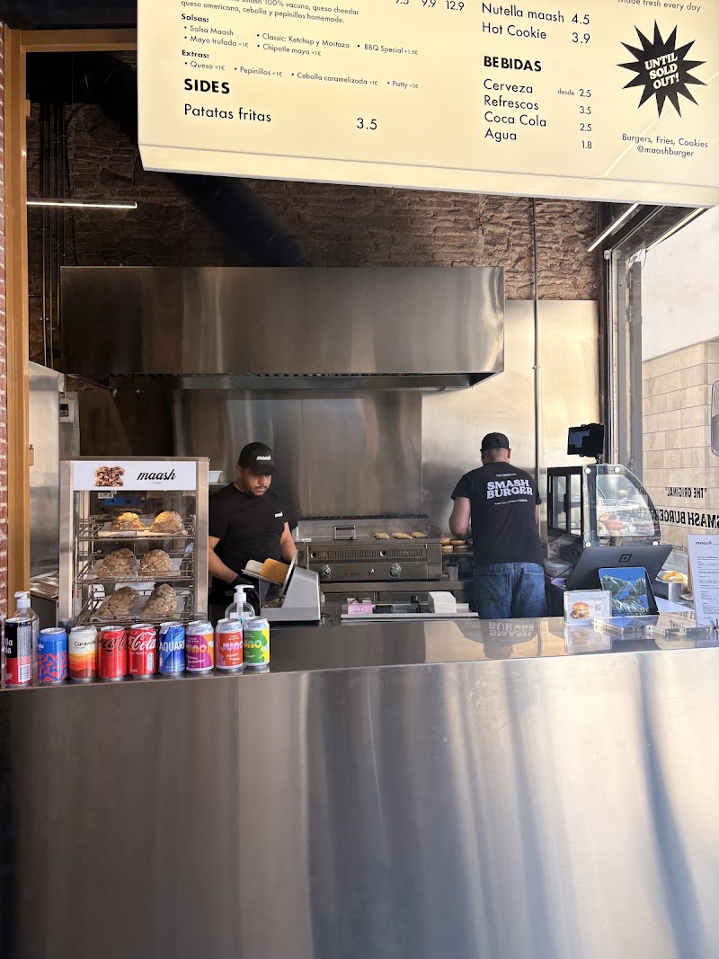 Maash Burger | El Born - Maash Burger | El Born Carrer dels Flassaders, 17, Ciutat Vella, 08003 Barcelona, Spain