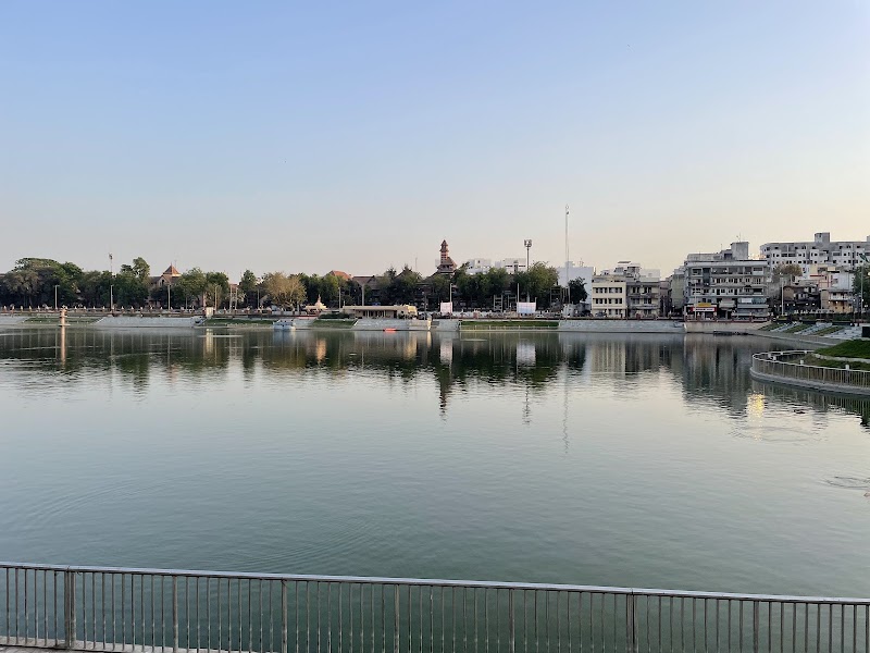 Sur Sagar Lake - Sur Sagar Lake Sur Sagar Lake, Vadodara, Gujarat 390001
