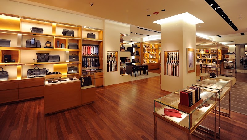 Louis Vuitton Nordstrom Chicago - Louis Vuitton Nordstrom Chicago 55 E Grand Ave, Chicago, IL 60611, USA