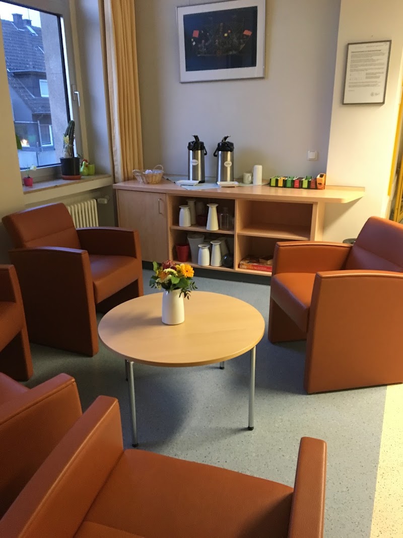 Cellitinnen-Severinsklösterchen Krankenhaus der Augustinerinnen und St. Antonius, Betriebsstelle Severinsklösterchen - Cellitinnen-Severinsklösterchen Krankenhaus der Augustinerinnen und St. Antonius, Betriebsstelle Severinsklösterchen, Jakobstraße 27-31, 50678 Köln, Germany