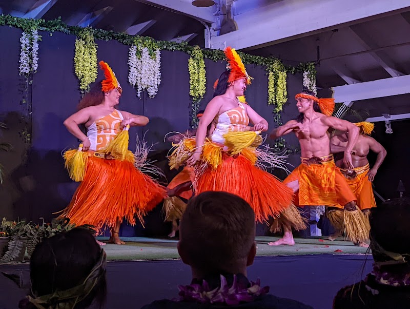 Toa Luau - Toa Luau, 59-864 Kamehameha Hwy, Haleiwa, HI 96712, USA