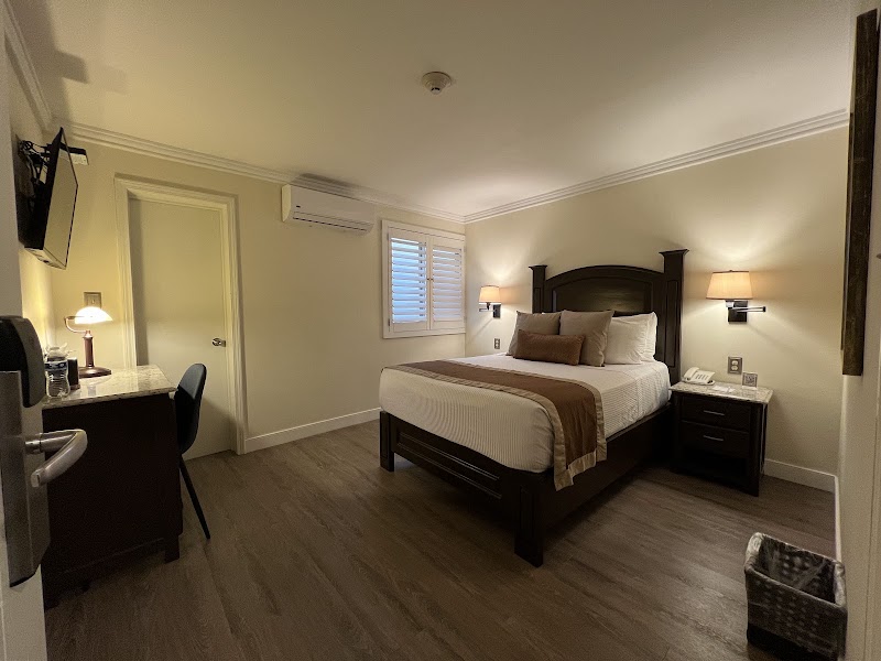 Hotel Caesars - Hotel Caesars, Av. Revolución 1079, Zona Centro, 22350 Tijuana, B.C., Mexico